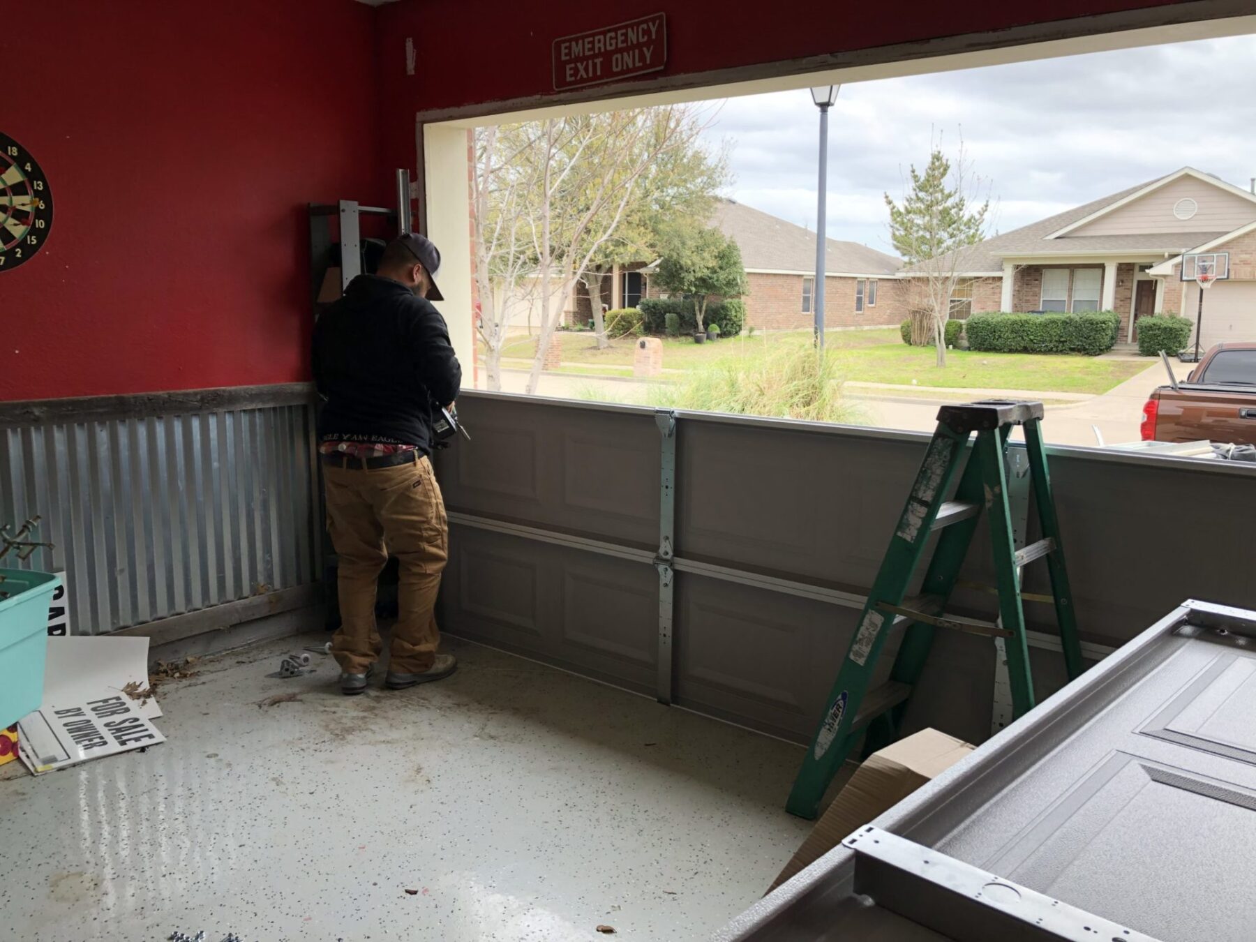 Off-track garage door repair in Seagoville, TX